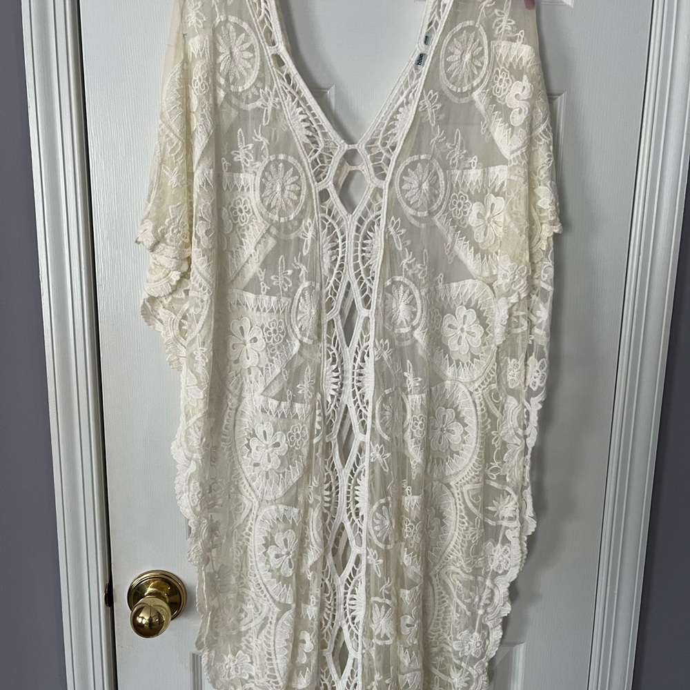 Blue Island Cream Lace Beach Coverup